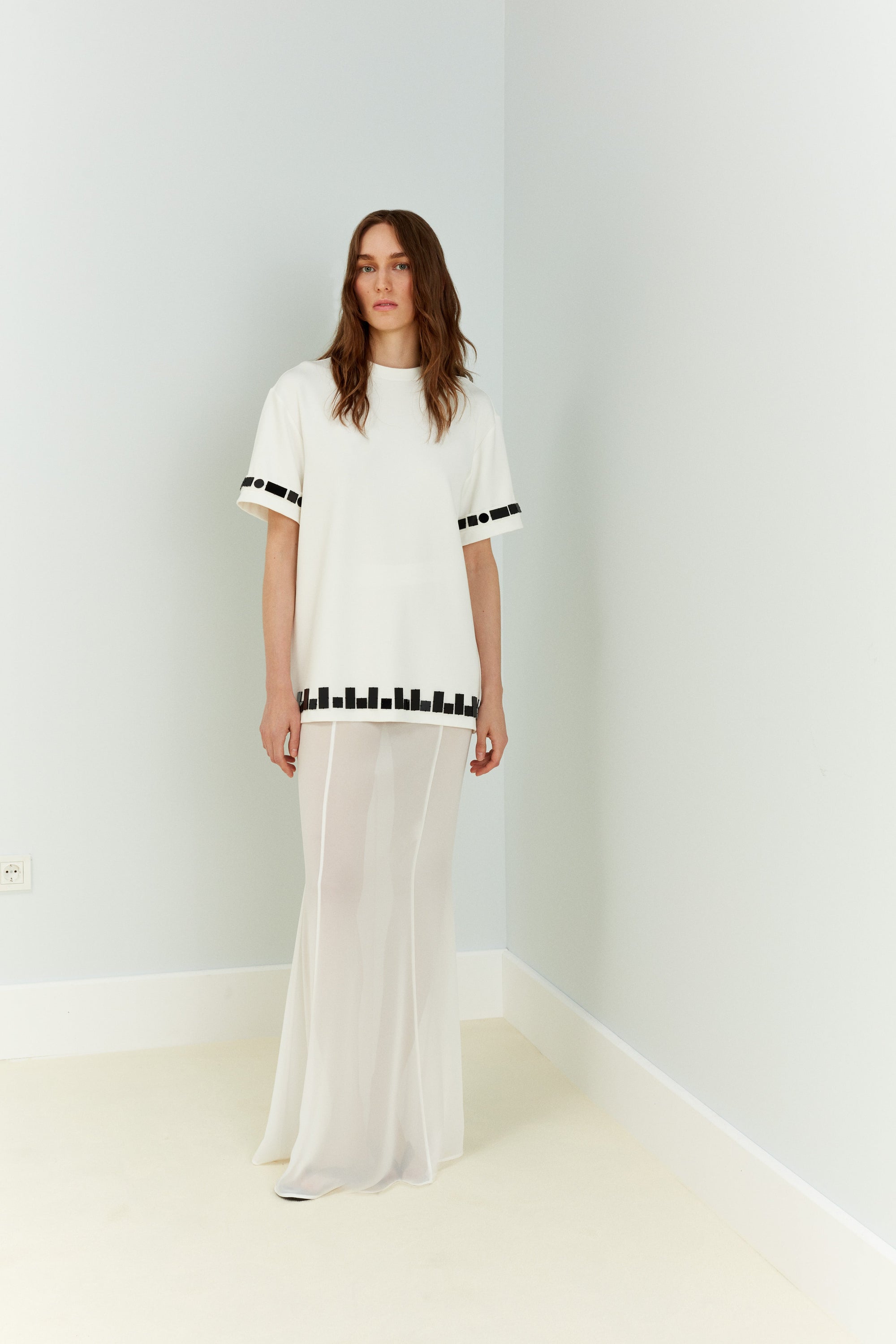 Patsy - Oversize Tshirt With Hand Stitched Mirrors