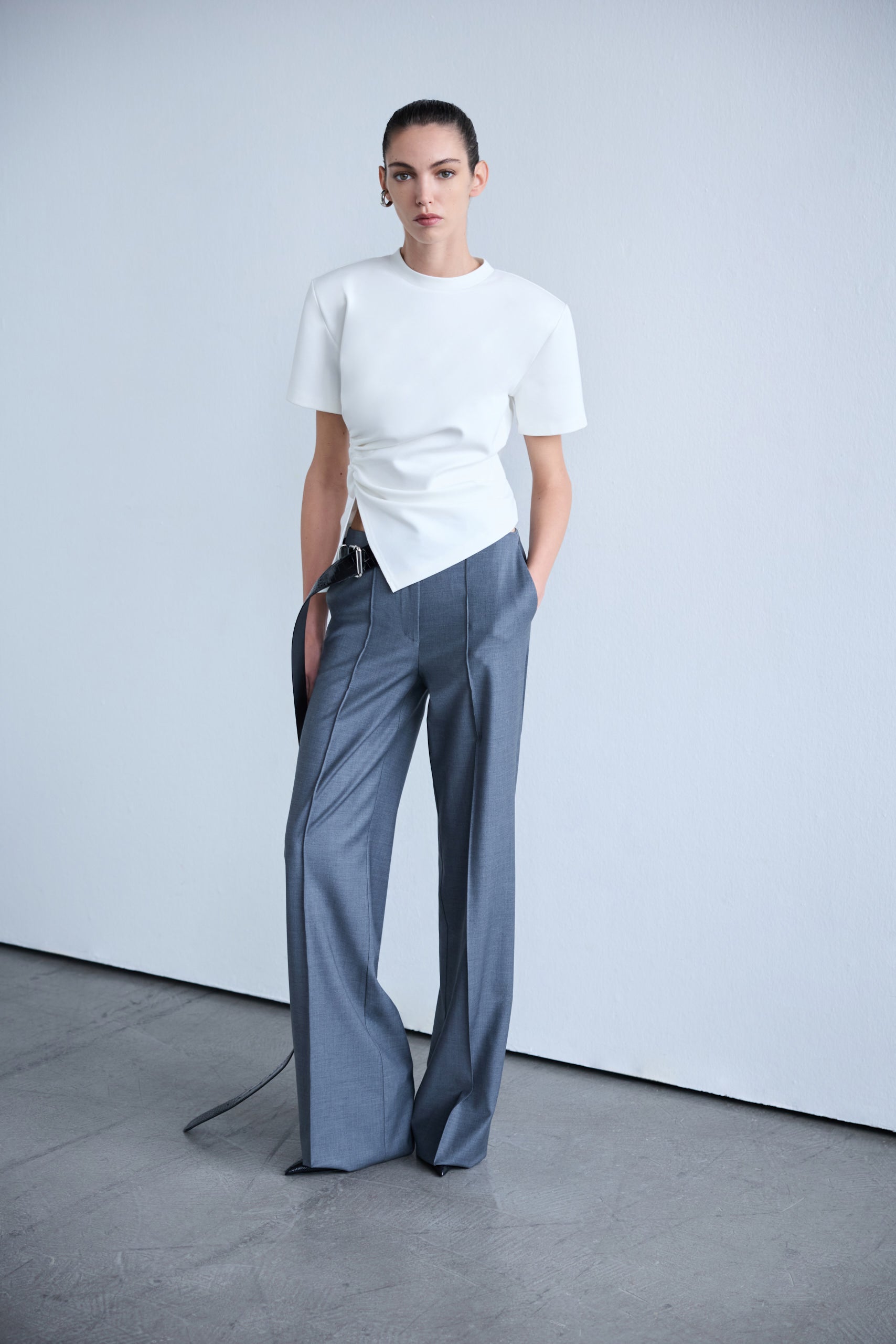 Lilia - Draped T-Shirt With Shoulder Pads