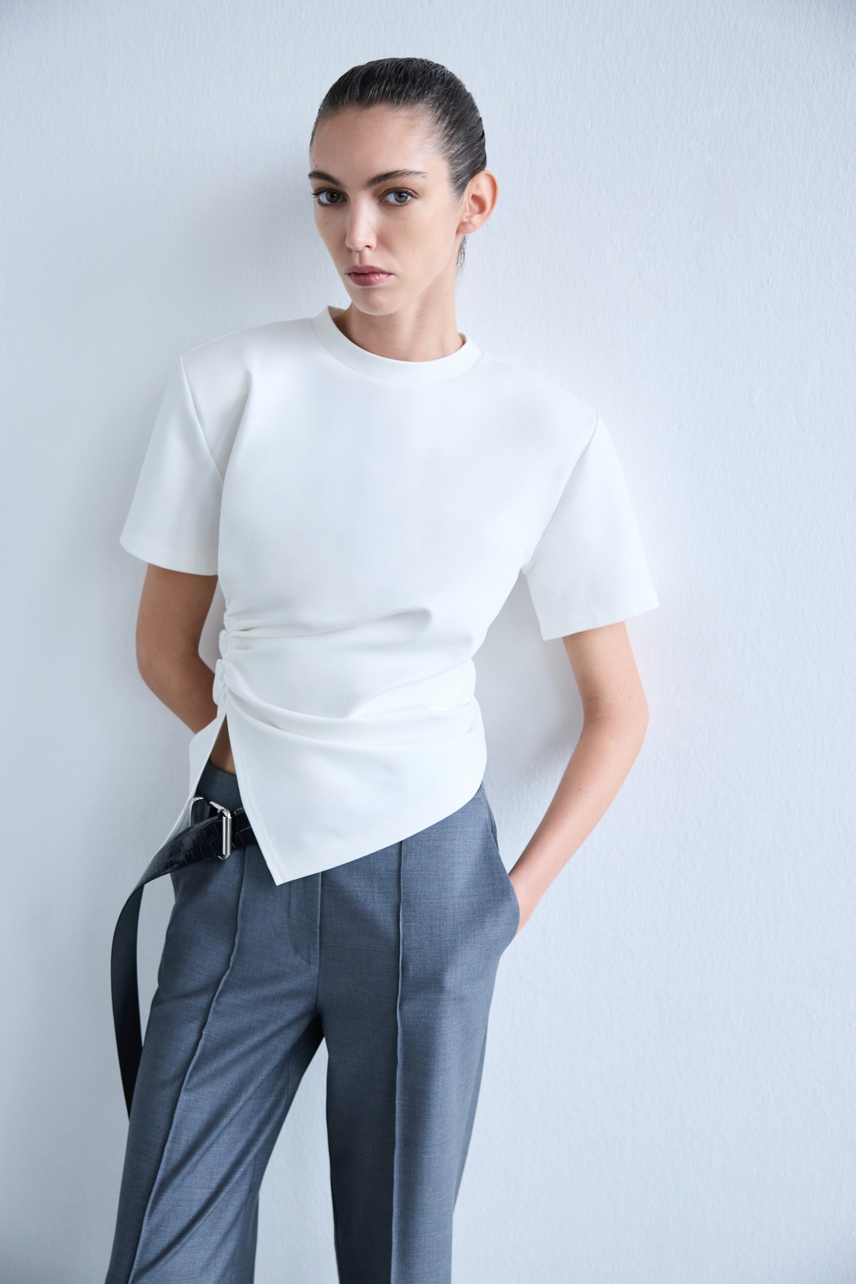Lilia - Draped T-Shirt With Shoulder Pads