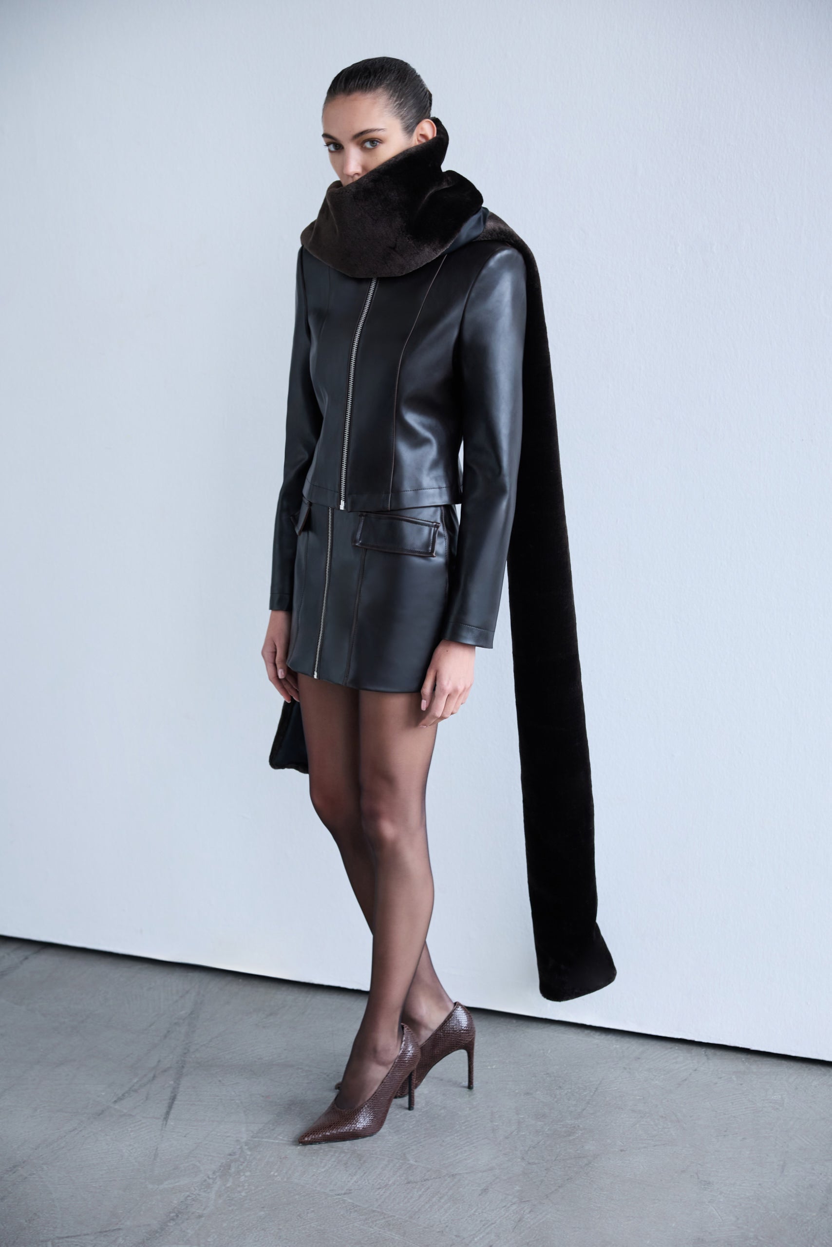 Lara - Zipper Detailed Leather Jacket